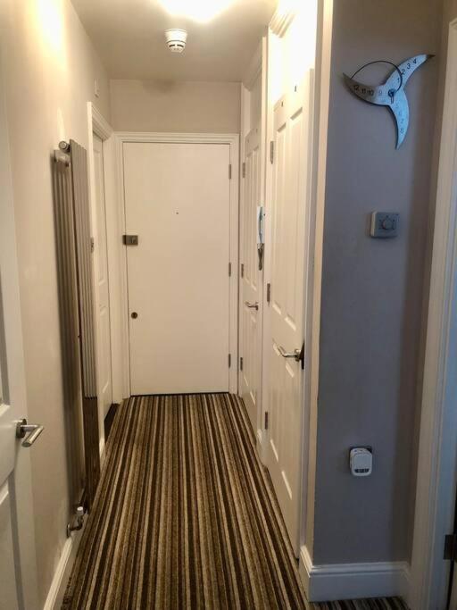 Apartamento Flat In Blue Plaque Building Londres Exterior foto